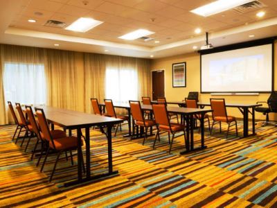 Fairfield Inn & Suites By Marriott Dickson Exterior foto